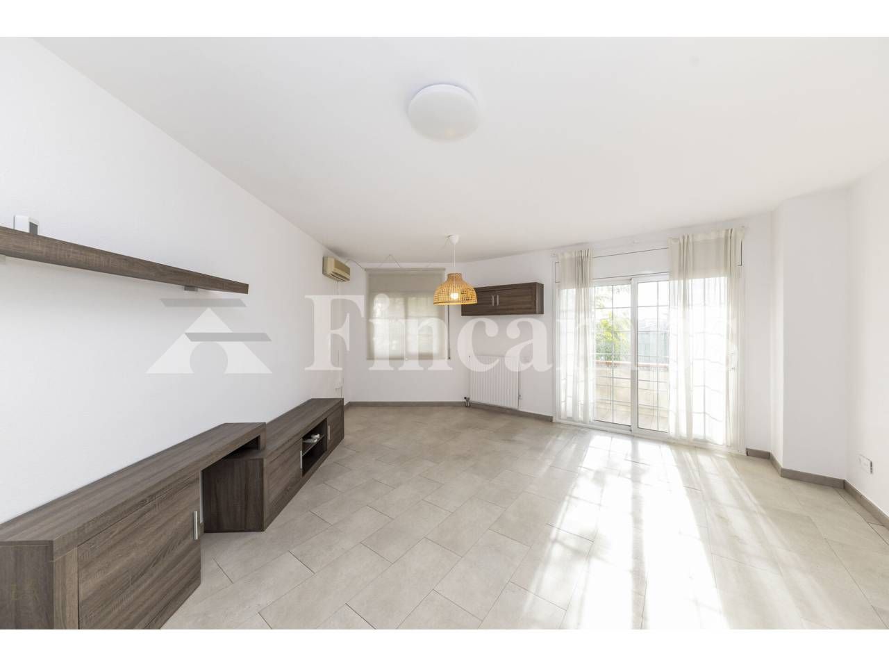 Living room of Flat for sale in Sabadell  with Air Conditioner, Heating and Balcony