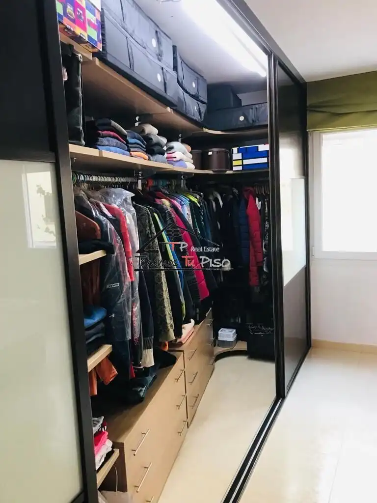 Wohnung zum Verkauf in Benicarló mit Klimaanlage, Heizung und Terrasse