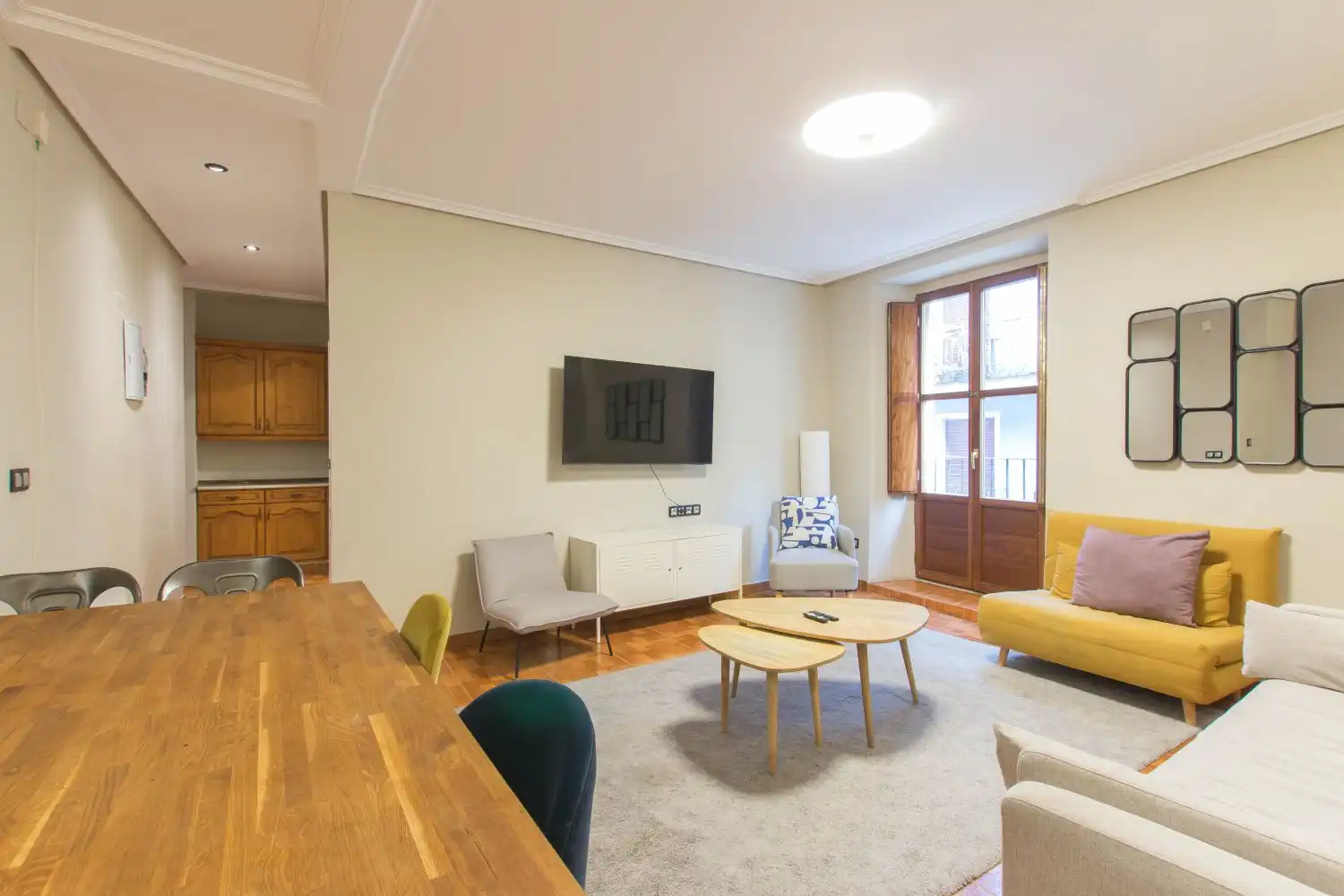 Sala de estar de Piso en venta en  Pamplona / Iruña con Calefacción, Amueblado y Balcón