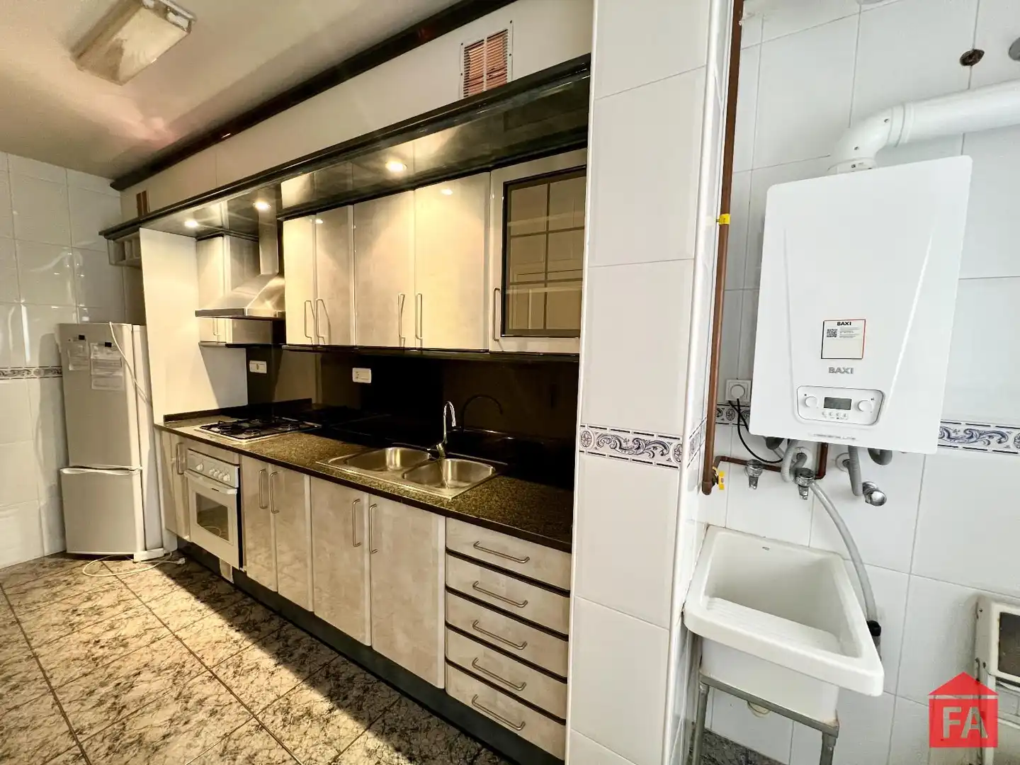 Kitchen of Flat for sale in El Vendrell  with Air Conditioner and Heating