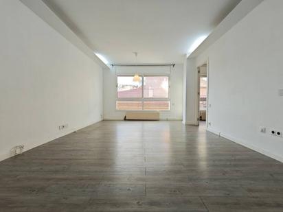 Living room of Flat for sale in Manresa  with Air Conditioner, Heating and Parquet flooring