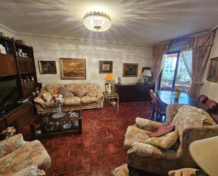 Living room of Flat for sale in  Valencia Capital  with Air Conditioner, Heating and Parquet flooring