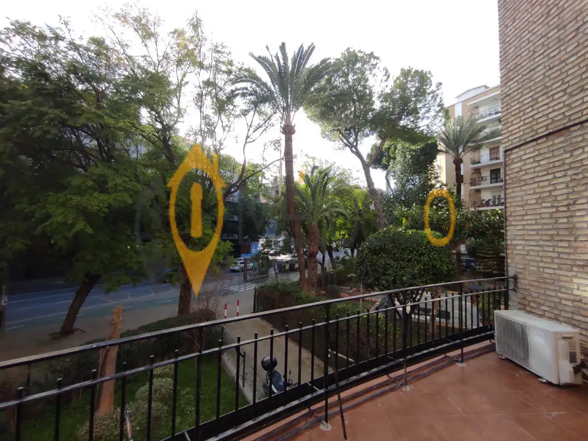 Exterior view of Flat for sale in Sevilla  with Air Conditioner, Terrace and Balcony