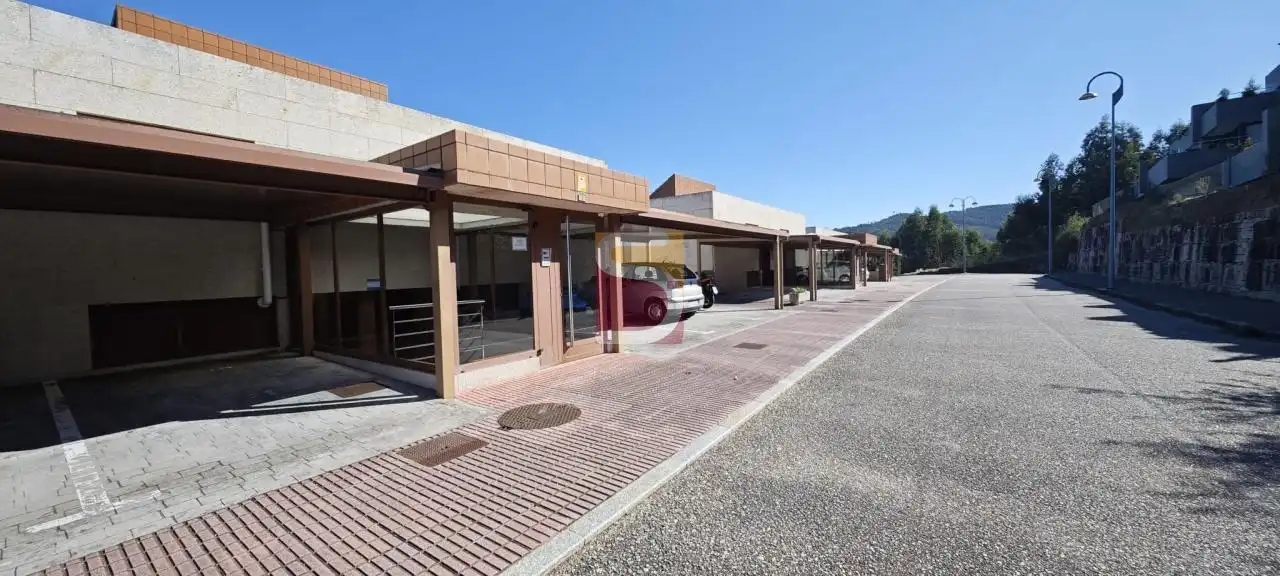 Vista exterior de Pis de lloguer en Nigrán amb Calefacció, Terrassa i Traster