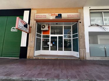 Local comercial en venda a Avenida de las Américas 11