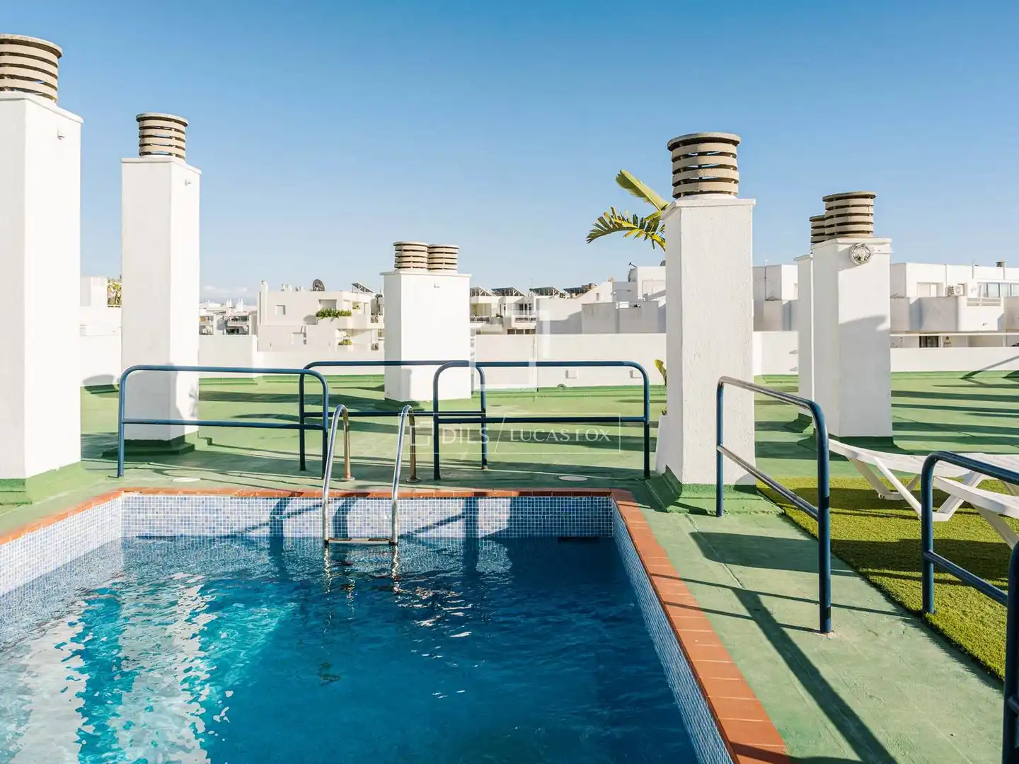 Piscina de Pis en venda en Eivissa amb Terrassa, Moblat i Balcó