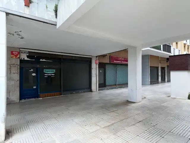 Local comercial en venda a Avinguda de la Pau 18, imagen 11