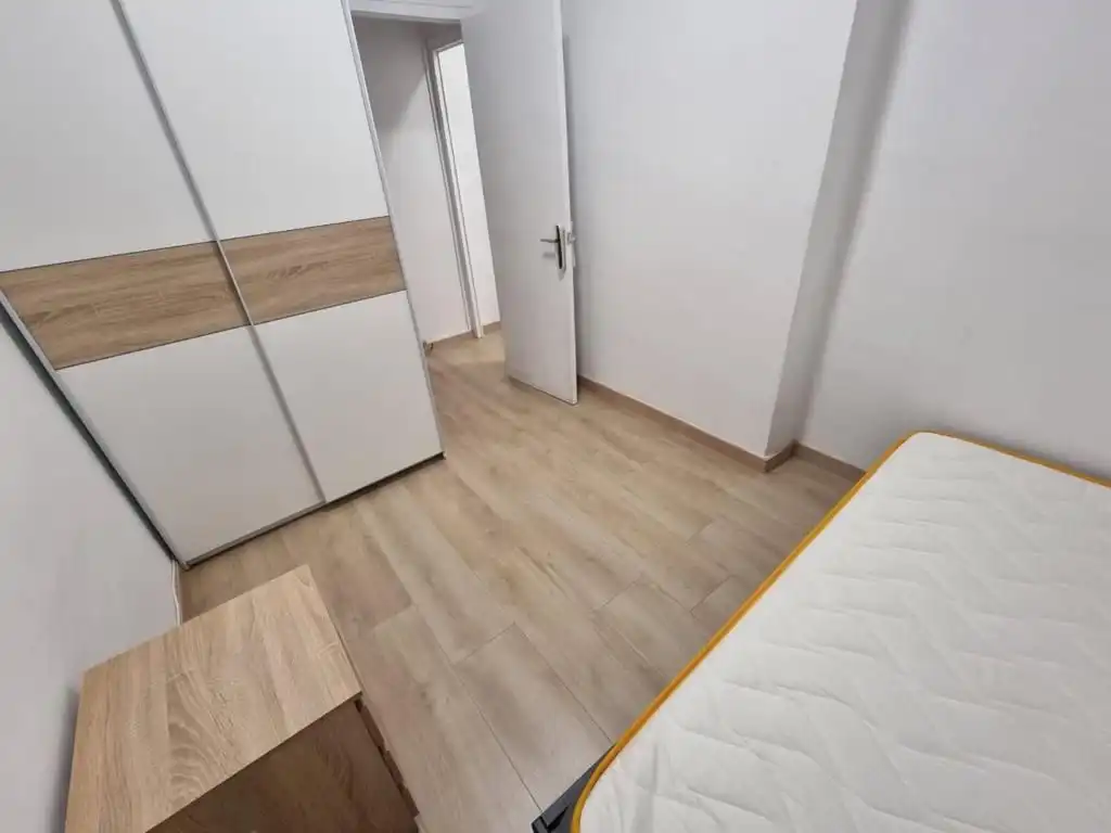 Dormitori de Pis de lloguer en Lleida amb Aire condicionat, Calefacció i Parquet
