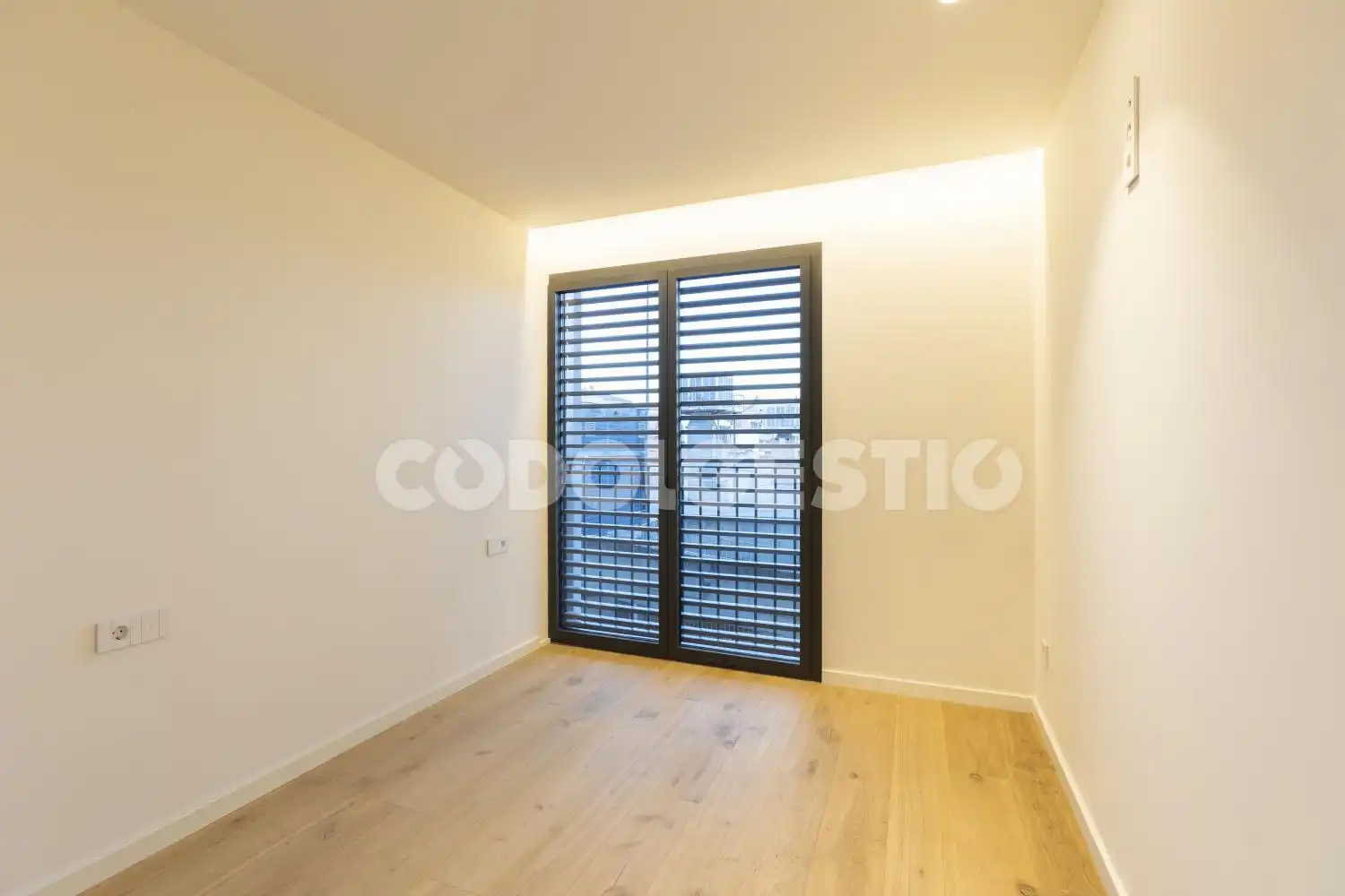 Flat for rent in Mossèn Gudiol, 9, Centre