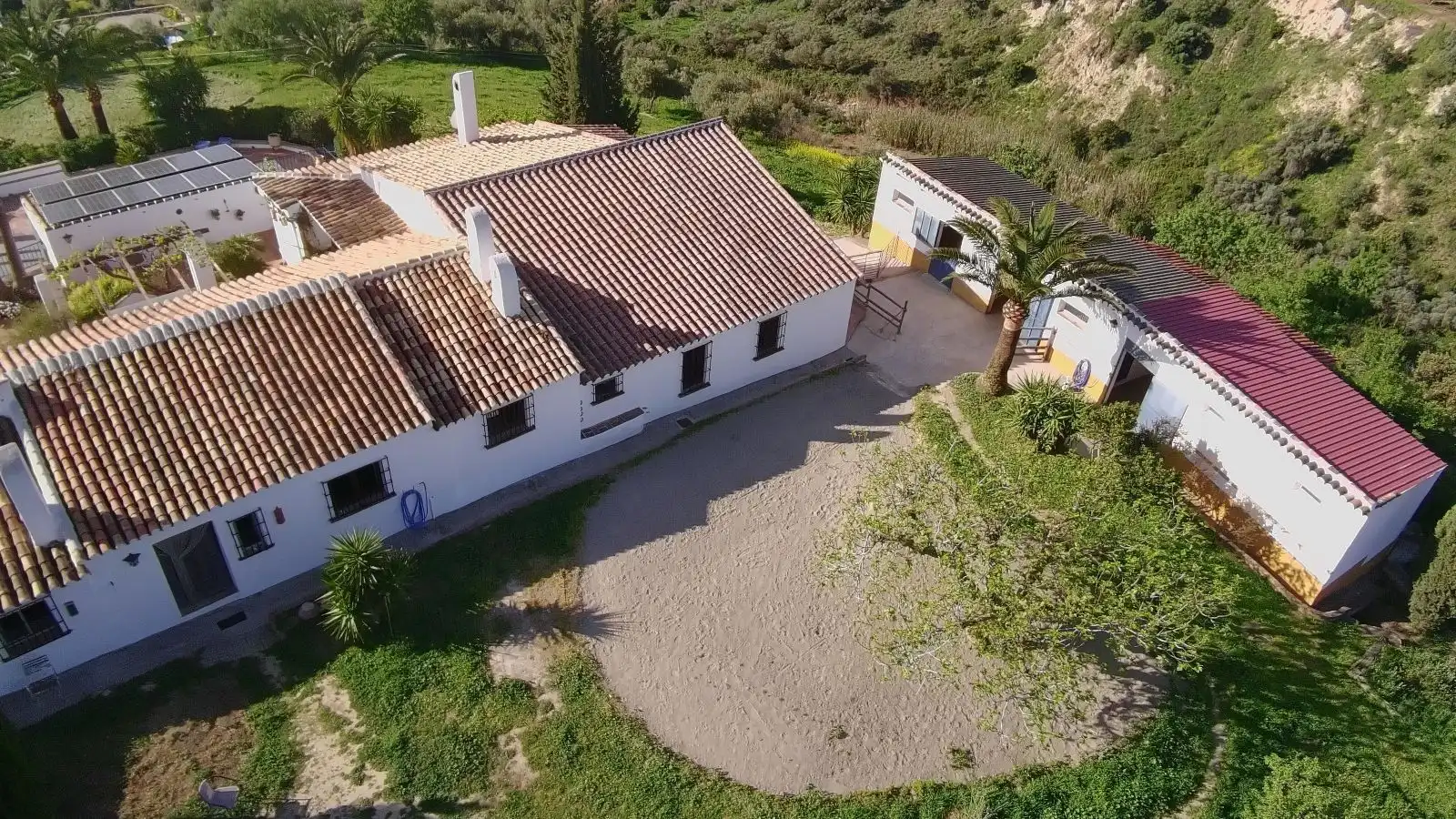 Außenansicht von Country house zum Verkauf in Villanueva de la Concepción mit Klimaanlage, Heizung und Privatgarten