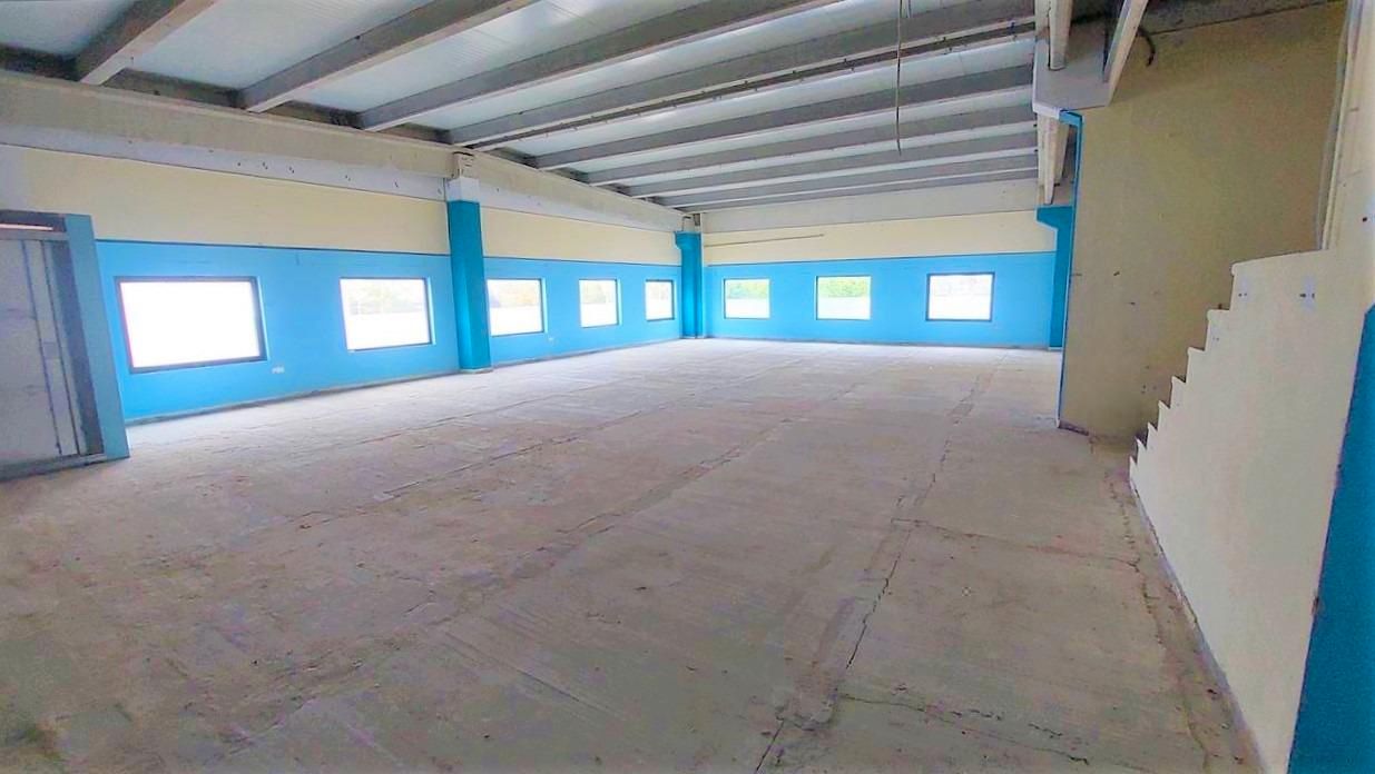 Fabrikhallen zum Verkauf in Tarradelles, Cervera