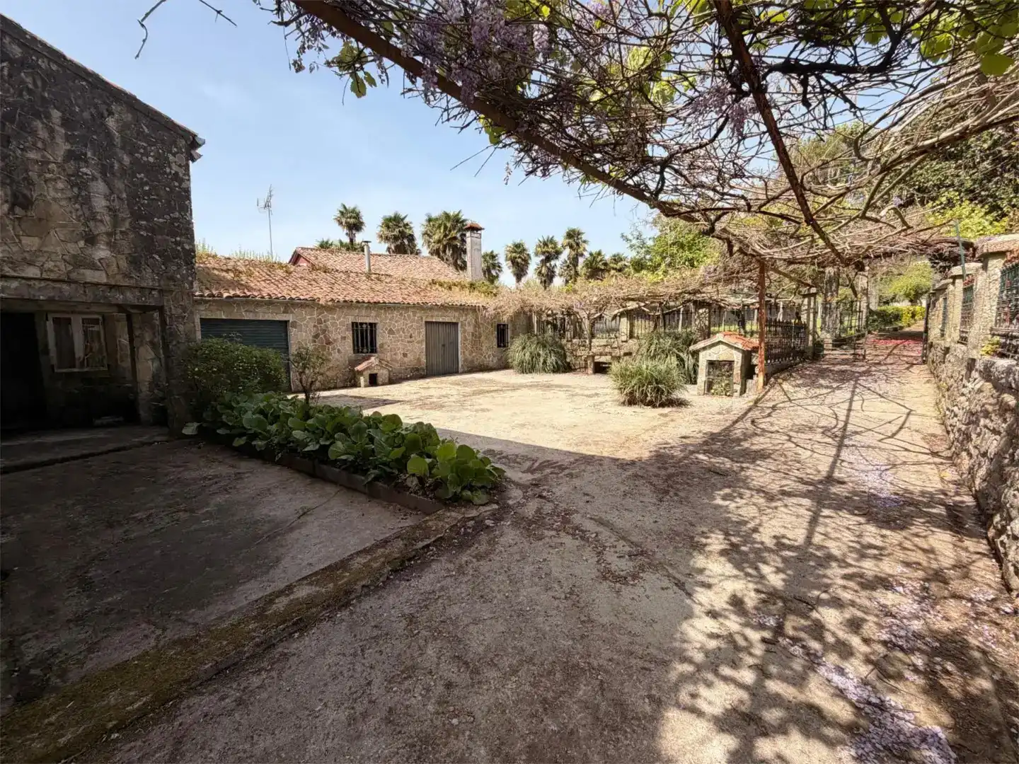 Jardí de Casa o xalet en venda en Brión