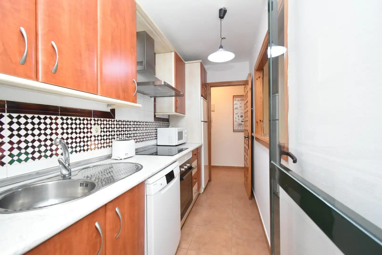 Cocina de Apartamento en venta en Zahara de los Atunes con Aire acondicionado, Calefacción y Jardín privado