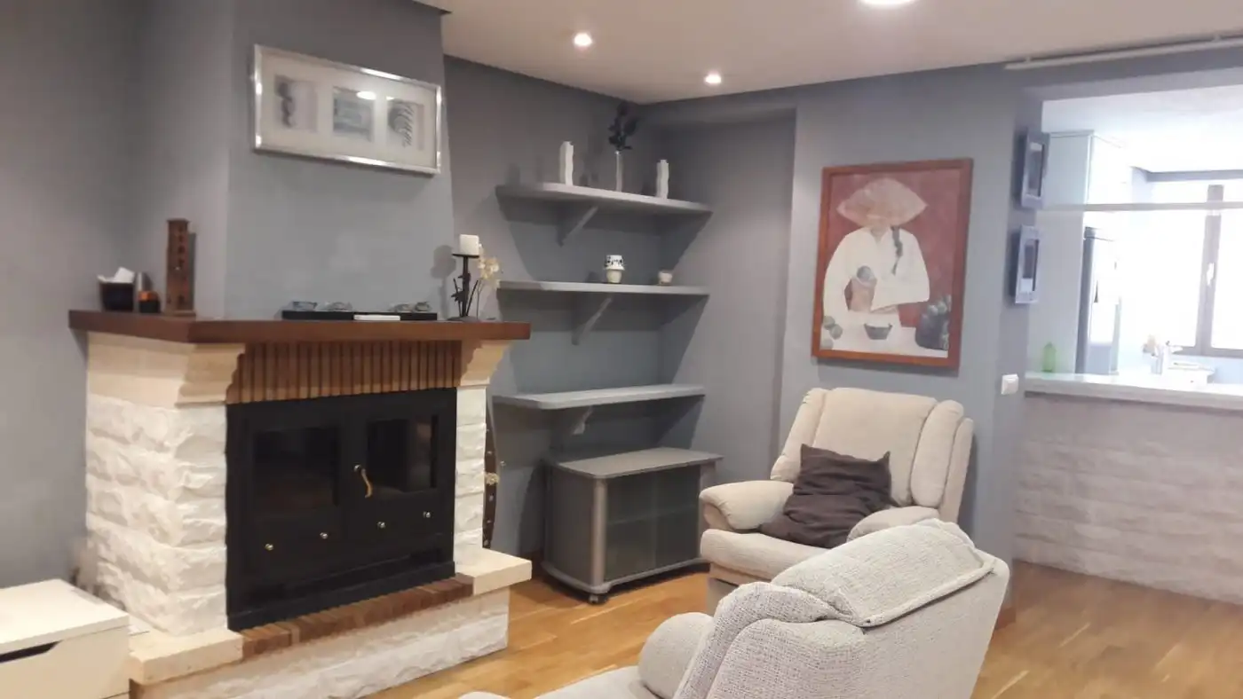 Sala d'estar de Pis de lloguer en Almansa amb Calefacció i Parquet