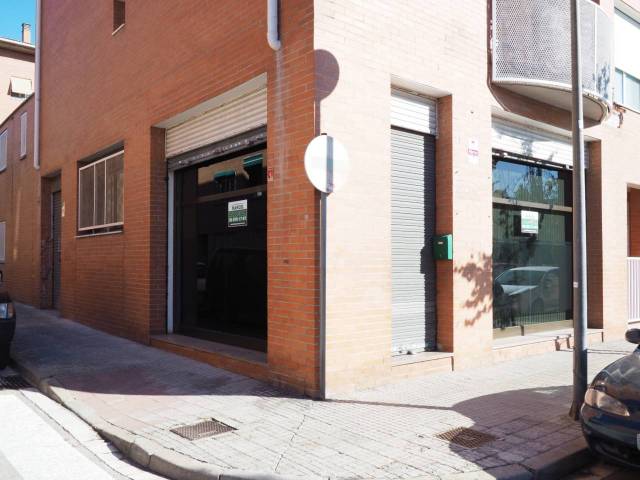 Local comercial en Venta en de les Corts en Tres Torres