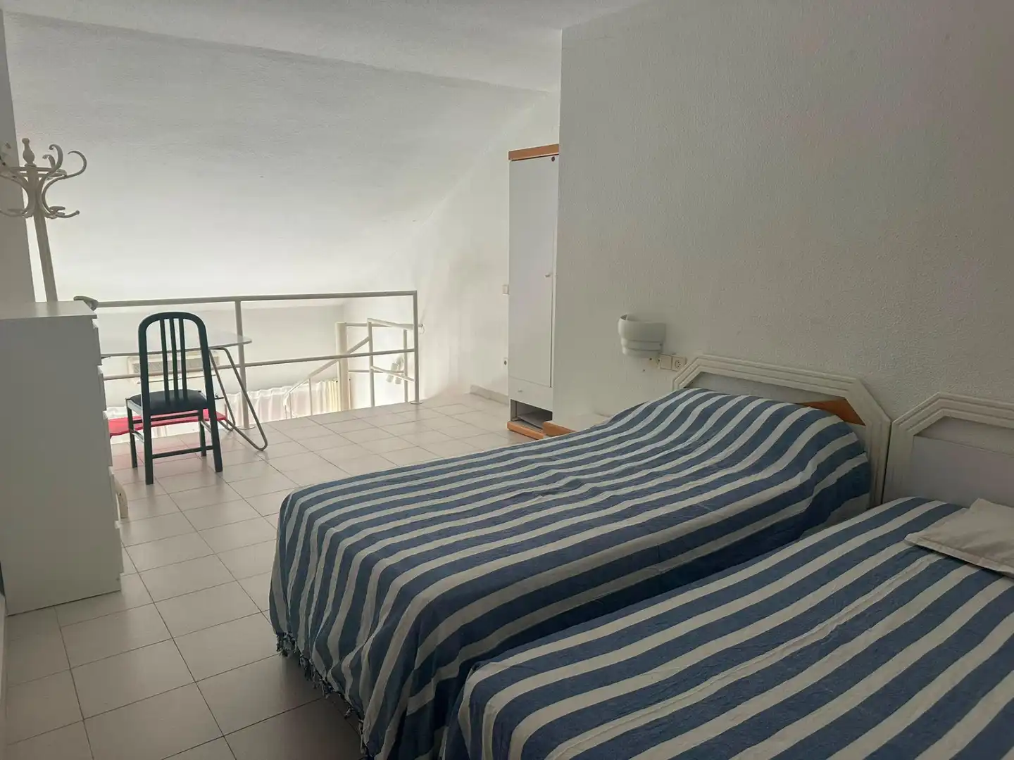 Dormitori de Apartament en venda en Murcia amb Aire condicionat, Calefacció i Moblat