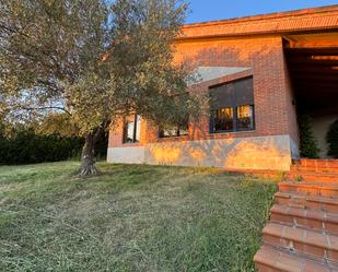 House or chalet for sale in Calle los Acebos A, 48, Sariegos
