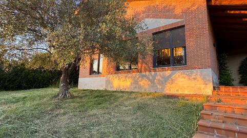 Foto 2 de Casa o xalet en venda a Calle Los Acebos a, 36, Sariegos, León