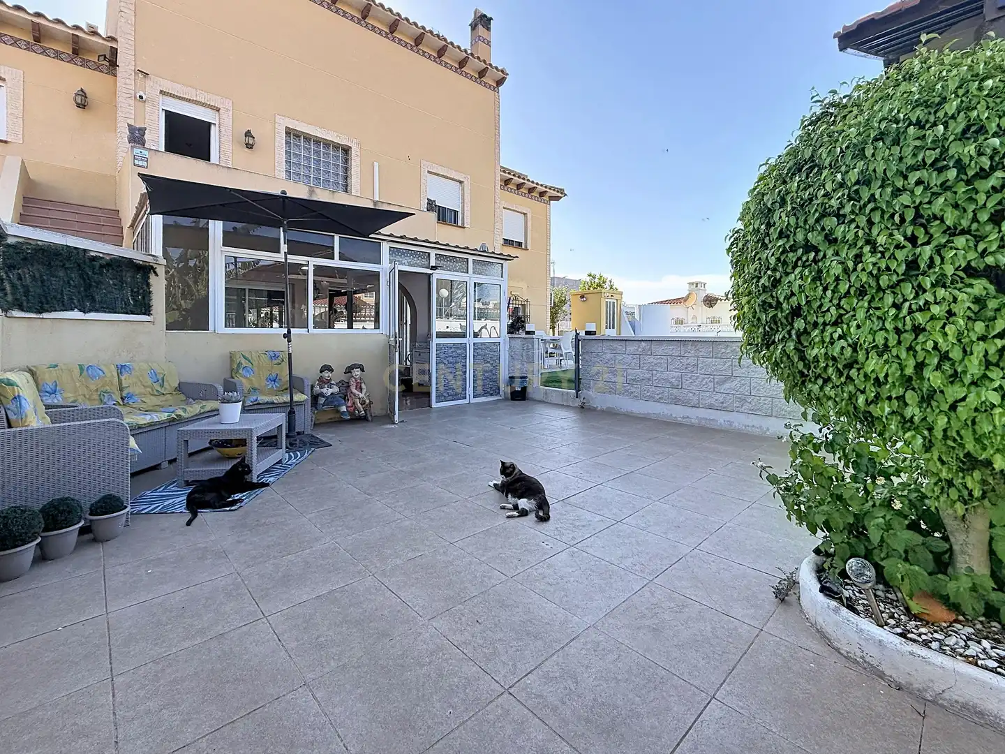 Terrassa de Casa o xalet en venda en Torrevieja amb Aire condicionat, Jardí privat i Piscina