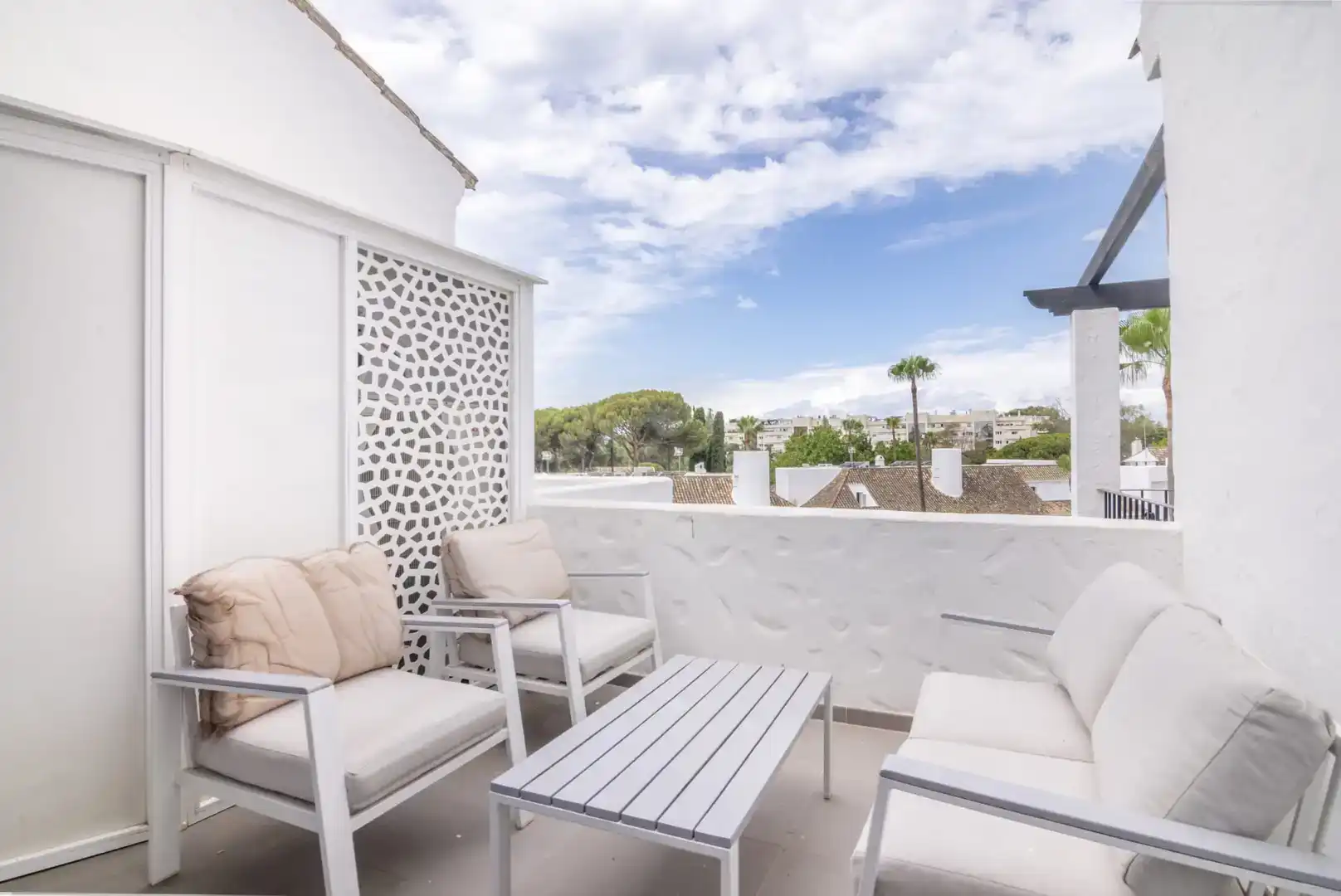 Terrassa de Dúplex en venda en Marbella amb Aire condicionat, Piscina i Balcó