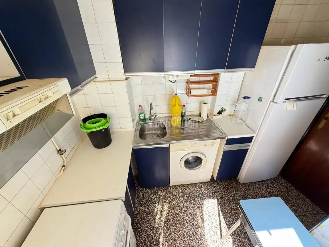 Kitchen of Flat for sale in Zaragoza