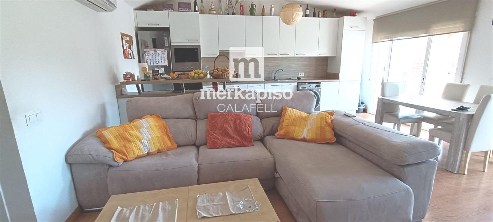Sala de estar de Piso en venta en Calafell con Calefacción y Terraza