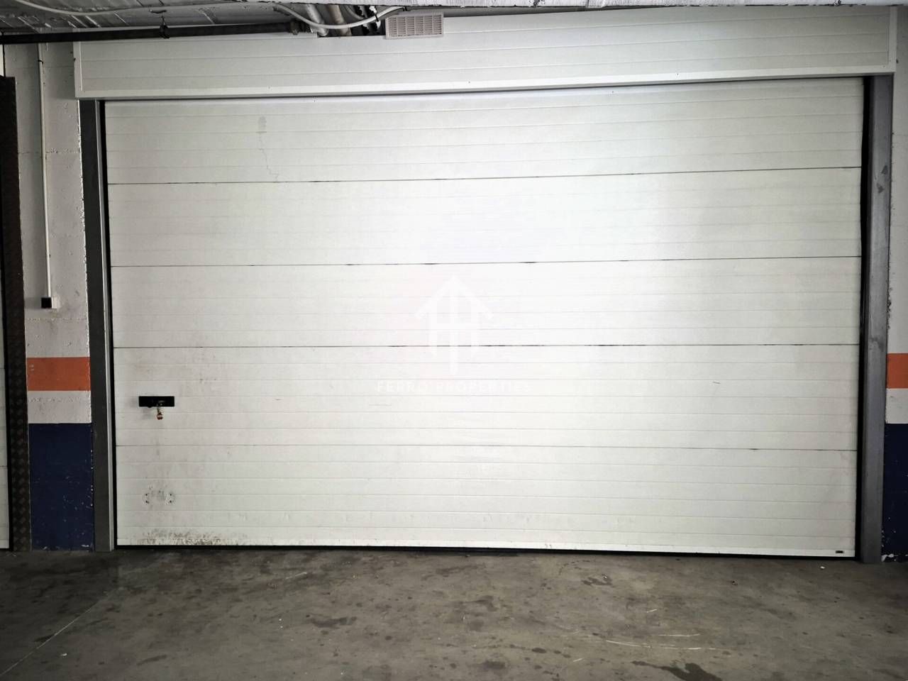 Exterior view of Garage for sale in Loja