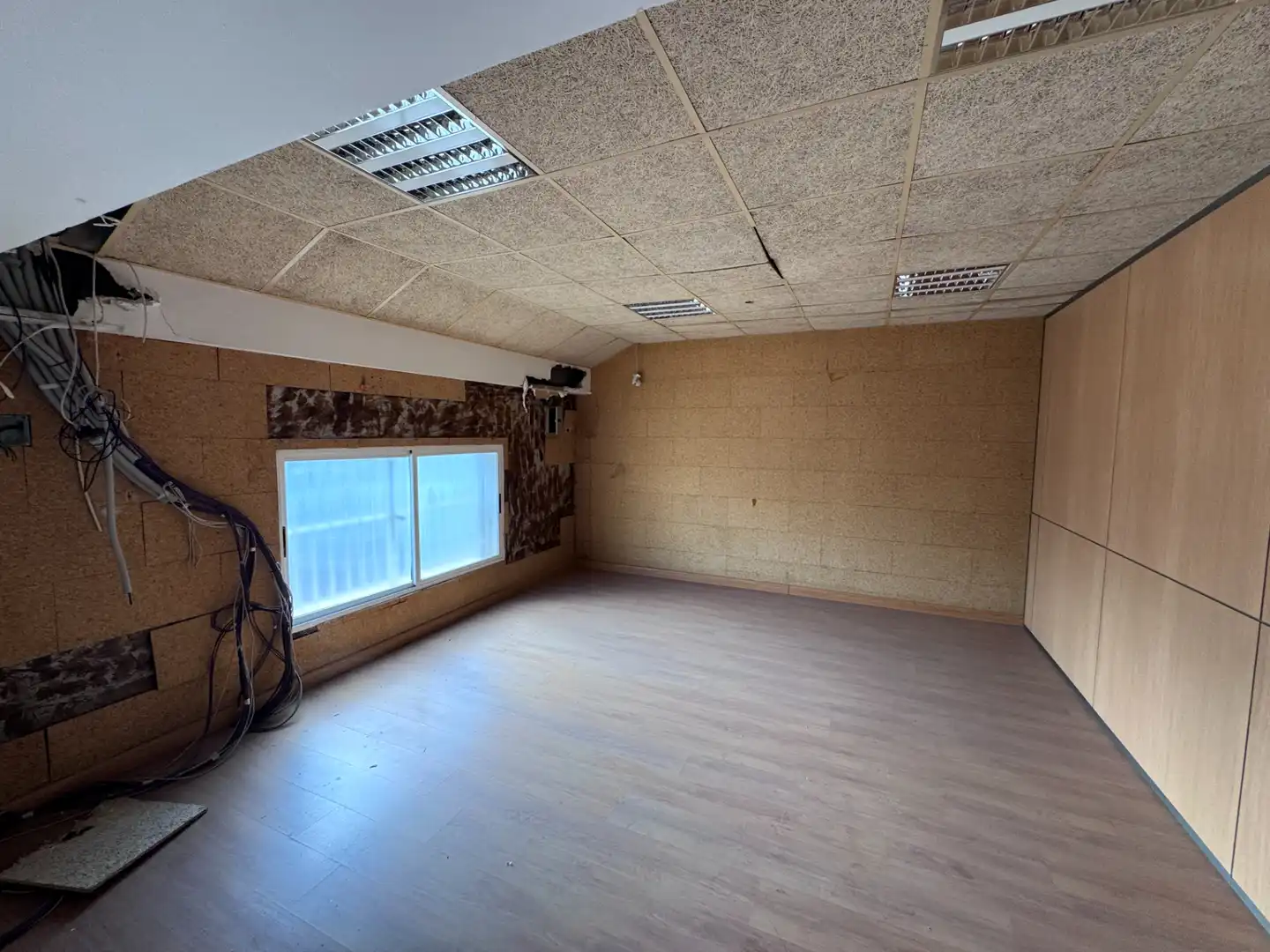 Industrial buildings for rent in Ceutí