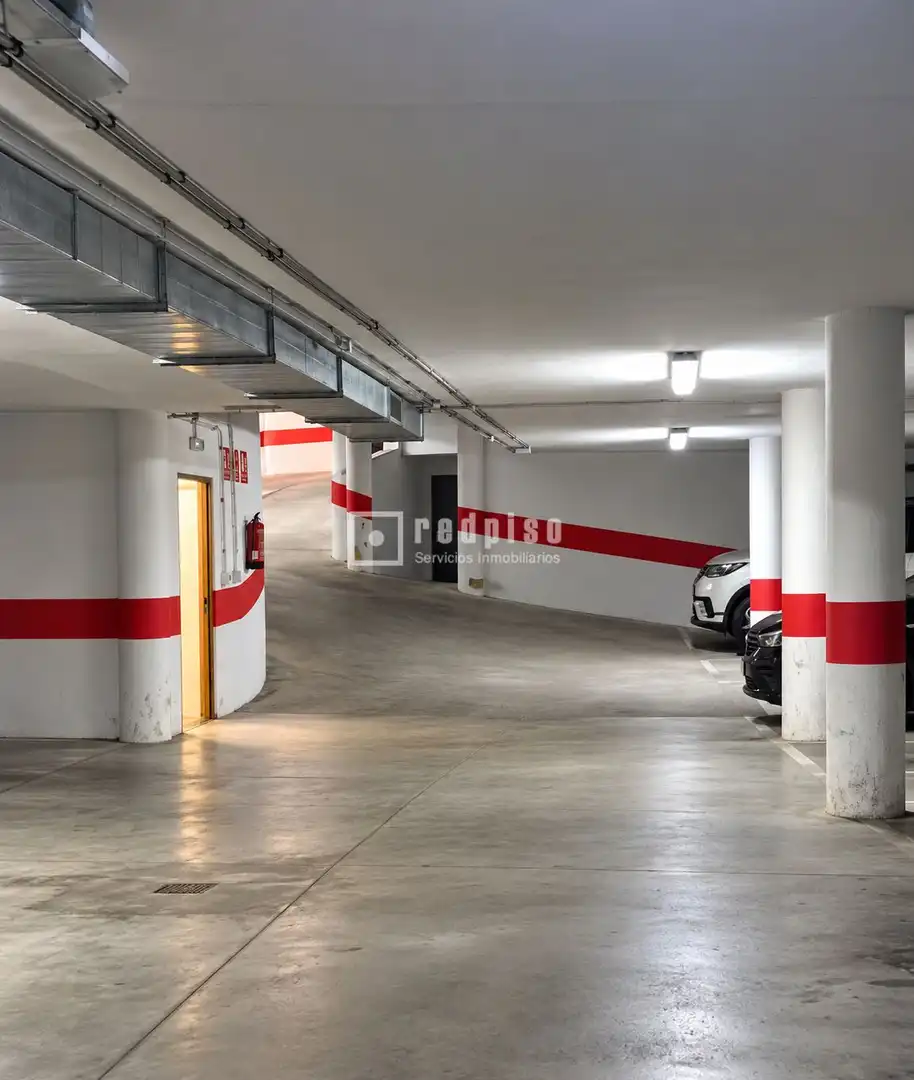 Parking of Garage for sale in Centro