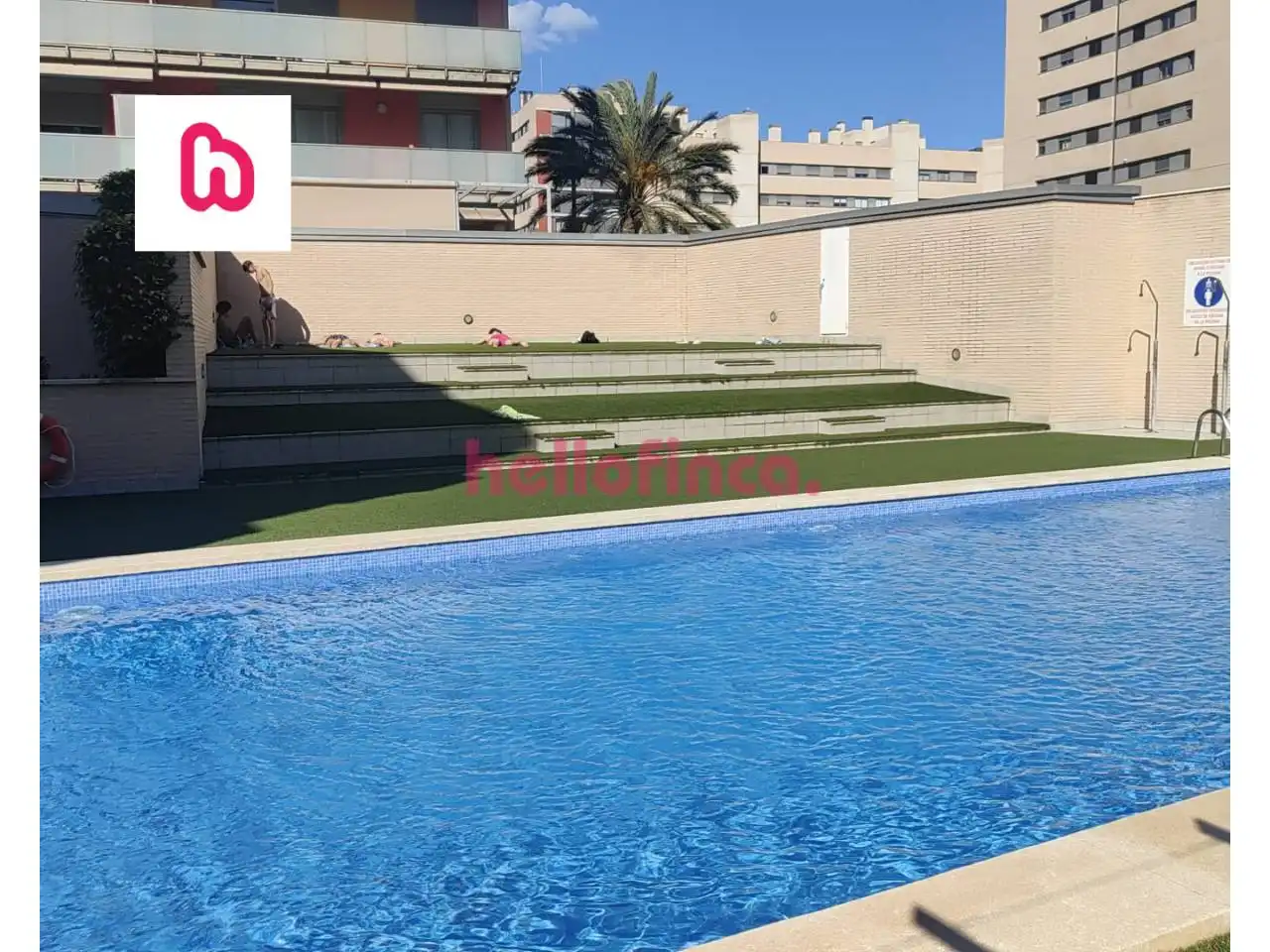 Schwimmbecken von Maisonette zum Verkauf in Badalona mit Heizung, Parkett und Terrasse