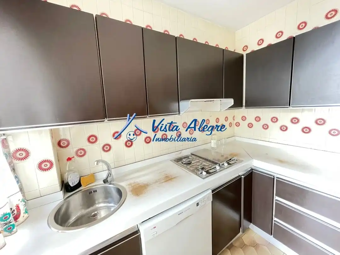 Cocina de Piso en venta en Haro con Calefacción, Terraza y Trastero