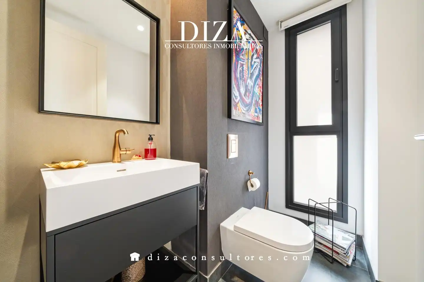 Bathroom of Houses for sale in Las Rozas de Madrid  with Air Conditioner, Heating and Private garden