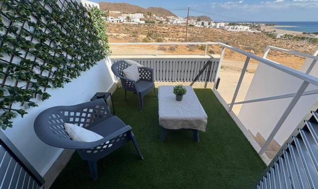 Piso en Venta en Carboneras