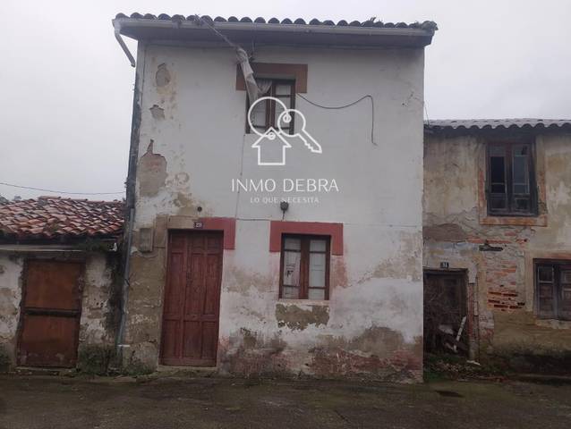 Casa-chalet en Venta en N/A en Muros de Nalón