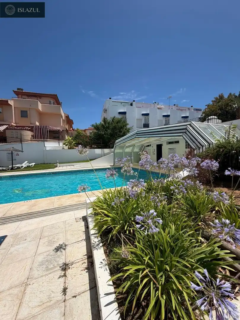 Piscina de Dúplex en venda en Islantilla amb Aire condicionat, Calefacció i Jardí privat