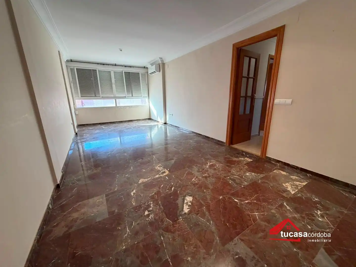 Piso en venta en Córdoba con Aire acondicionado