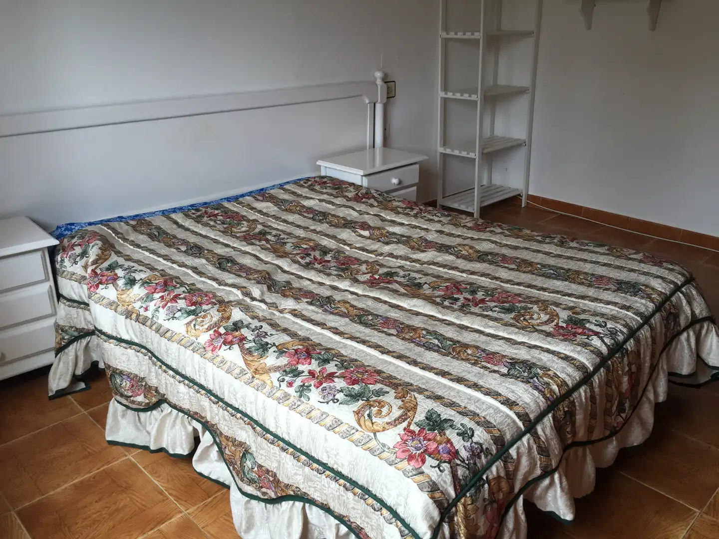 Bedroom of Flat for rent in Santiago de Compostela   with Furnished