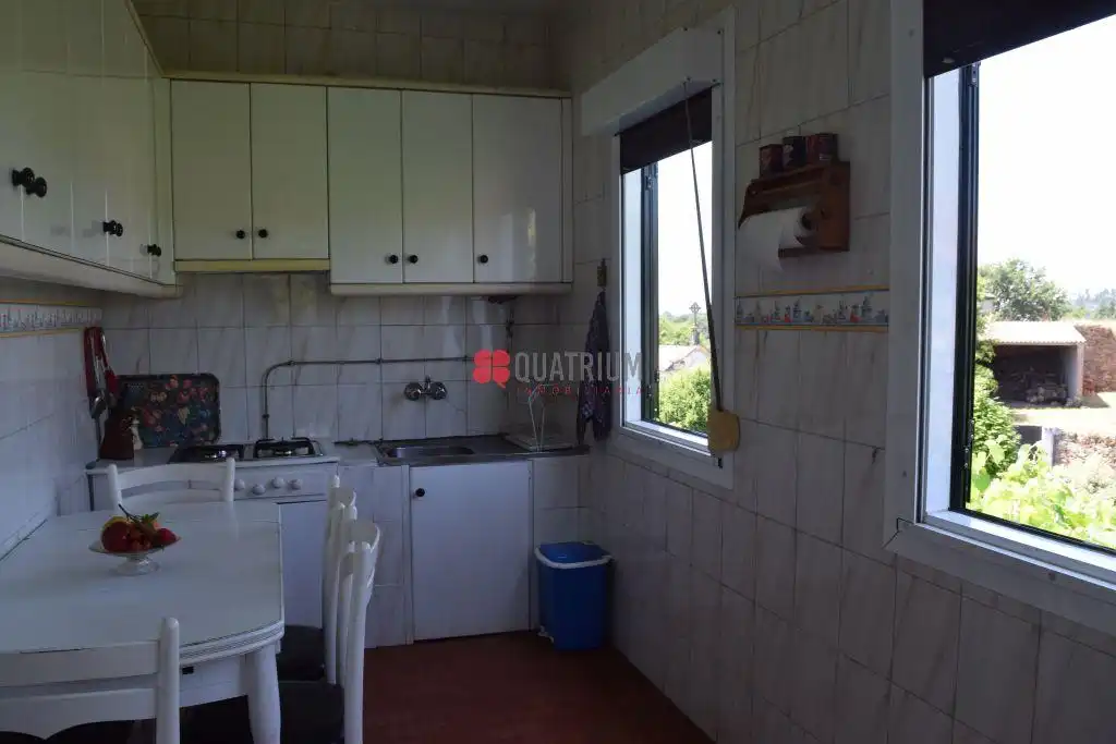 Cocina de Casa o chalet en venta en A Estrada  con Jardín privado y Piscina