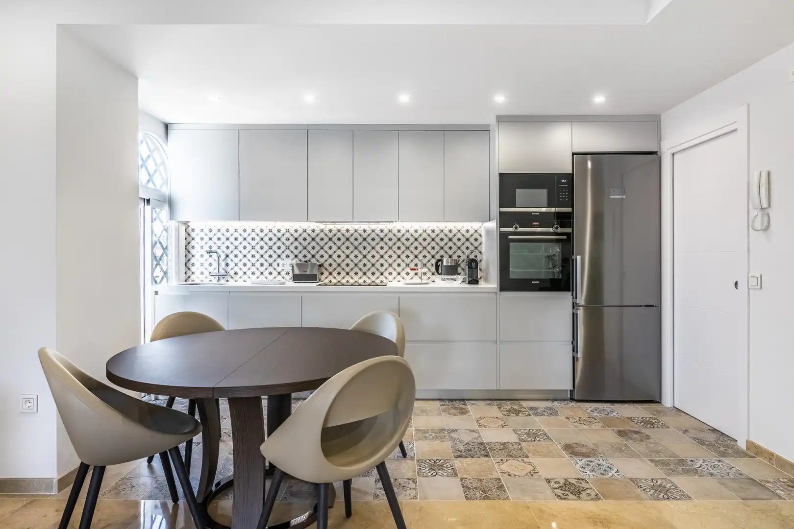 Apartament amb piscina en venda a Milla de Oro, imagen 8