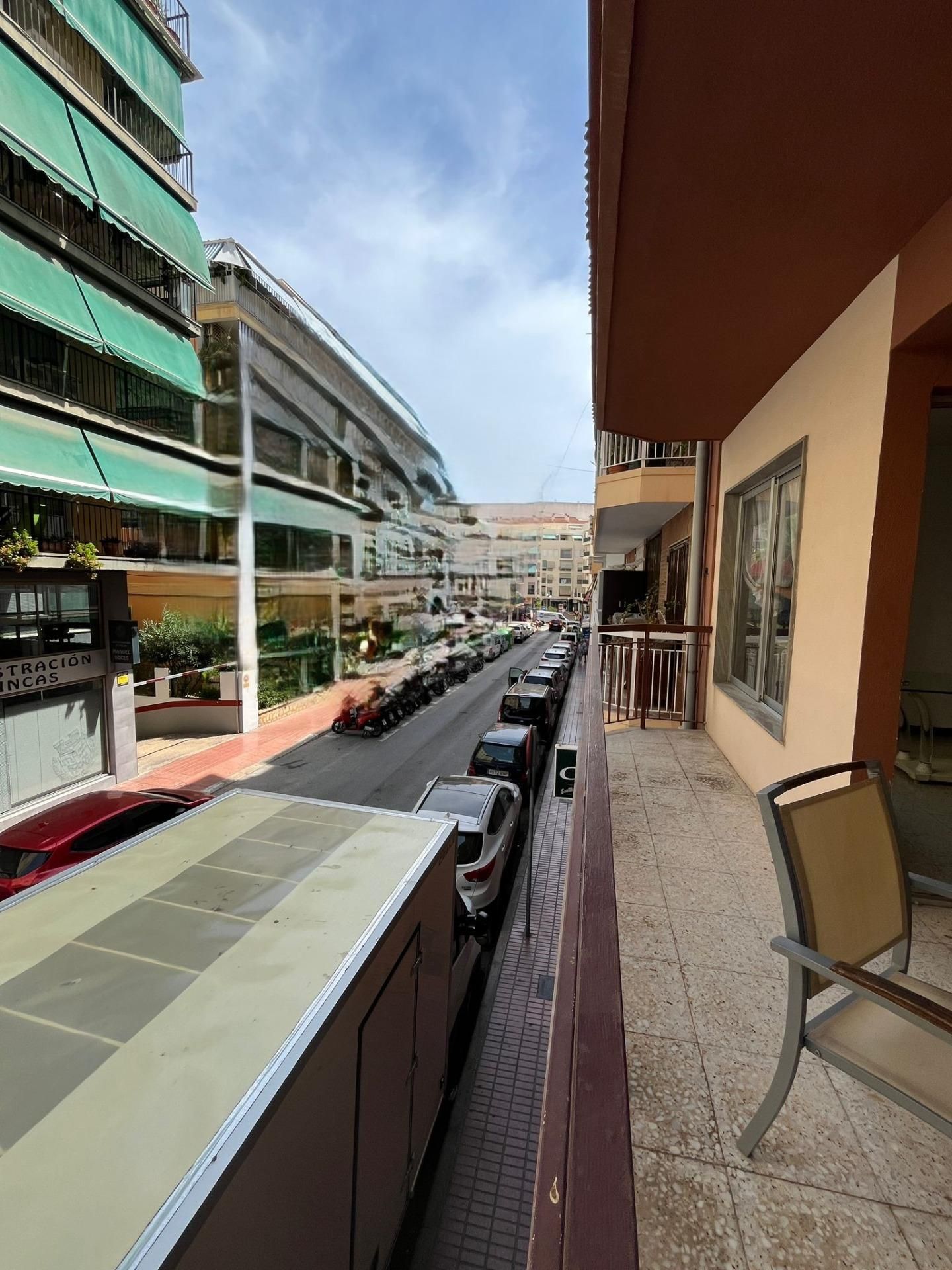 Vista exterior de Pis en venda en Benidorm amb Terrassa i Balcó