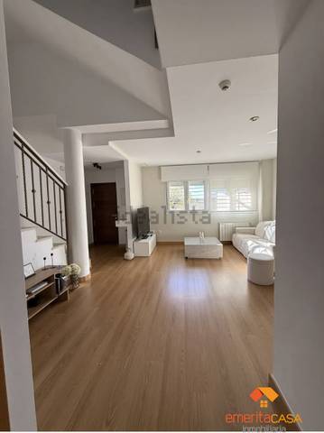 Casa-chalet en Venta en Sur