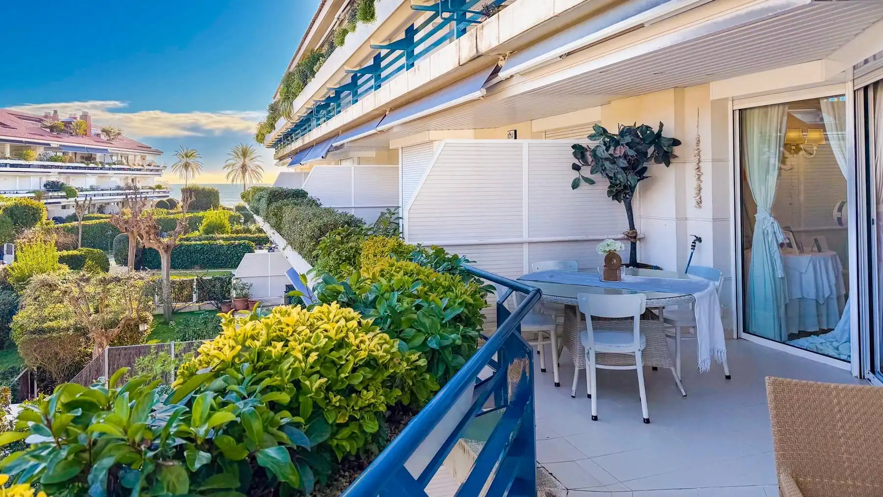 Terrassa de Pis en venda en Sitges amb Aire condicionat, Calefacció i Jardí privat