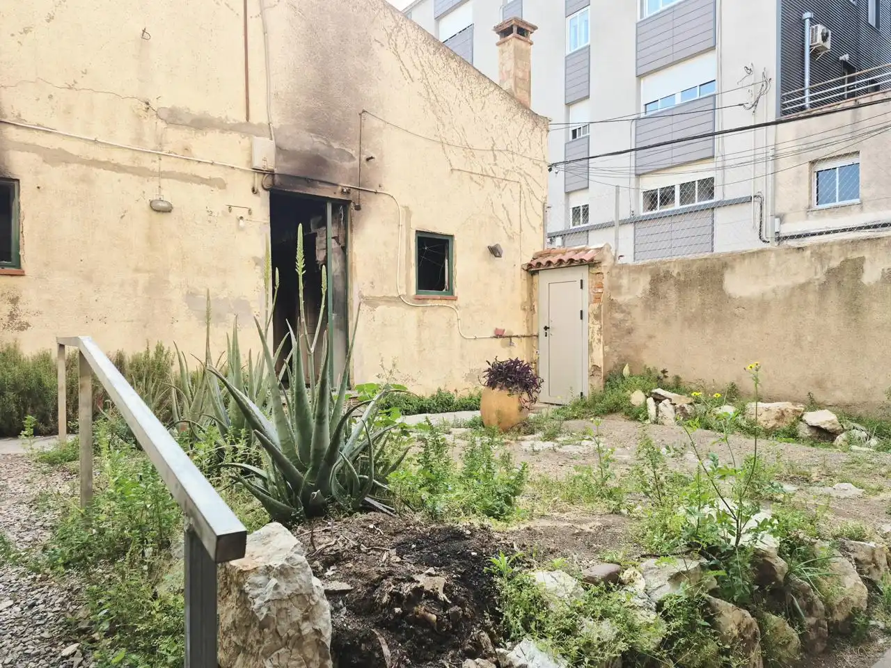 Außenansicht von Residential zum Verkauf in Terrassa