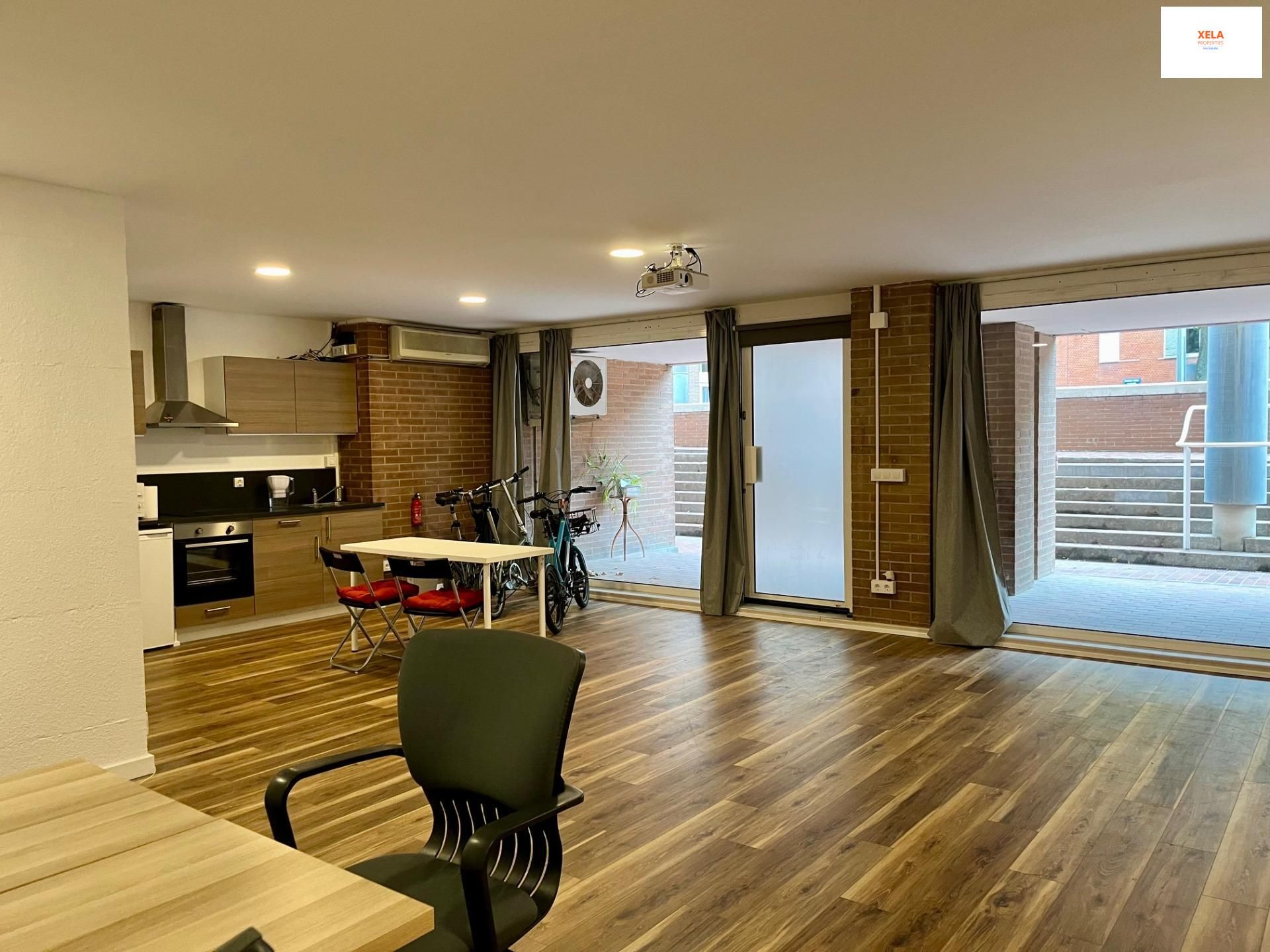Loft to rent in  Barcelona Capital  with Air Conditioner, Heating and Parquet flooring