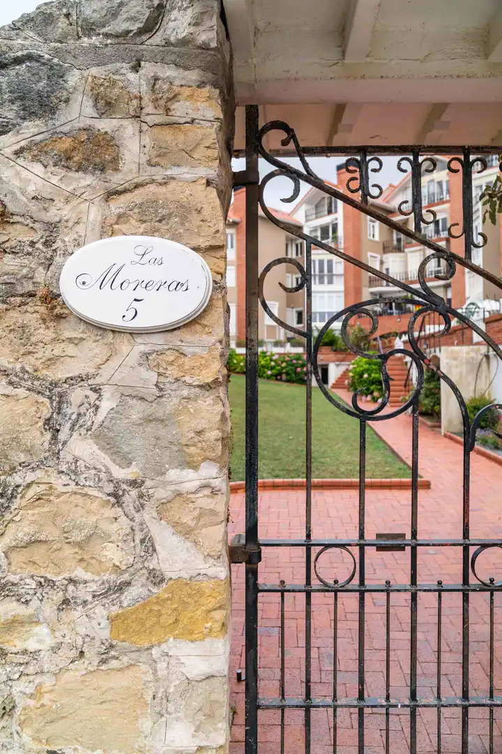 Casa adosada en venda en Santander amb Calefacció, Parquet i Terrassa