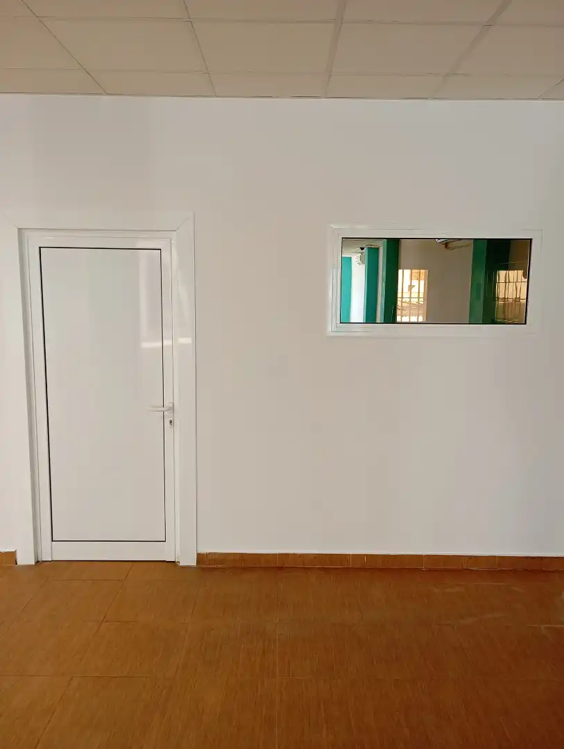 Commercial properties for sale in L'Escala  with Air Conditioner