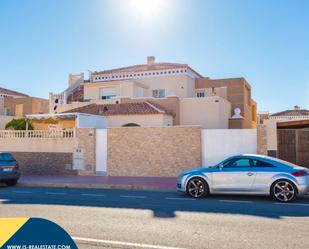 Exterior view of Single-family semi-detached for sale in Torrevieja  with Air Conditioner, Heating and Private garden