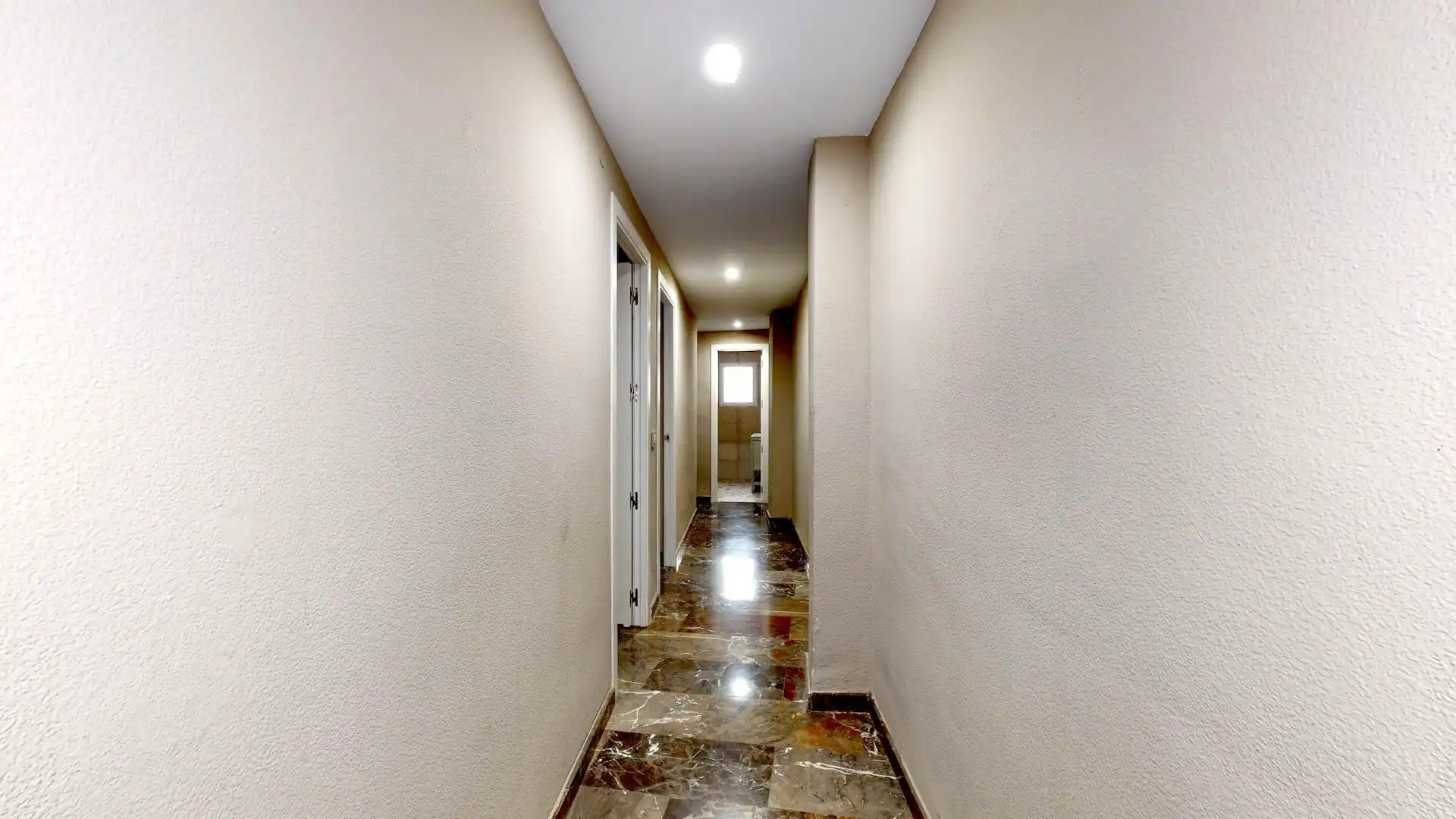 Piso en venta en Córdoba con Aire acondicionado, Terraza y Trastero