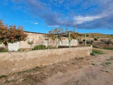 Casa rústica amb piscina en venda a Poblado Galifa 141
