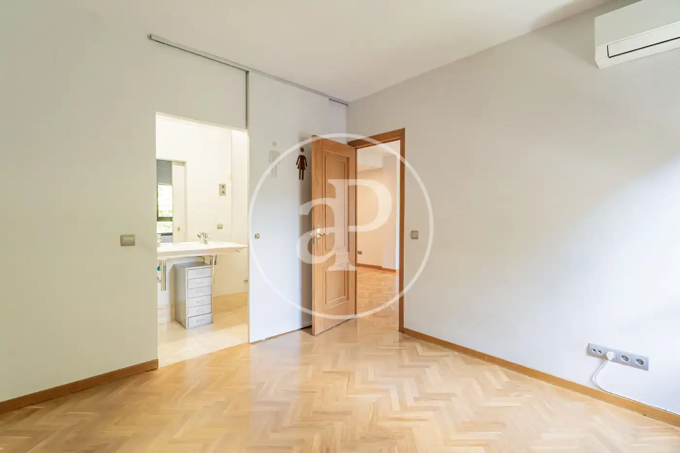 Flat with pool to rent in P.º de La Habana, imagen 12
